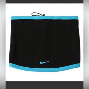 Reversible nike neck warmer.